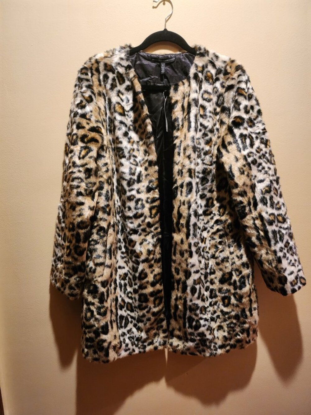NWT White House Black Market Leopard Faux Fur Coat Size L